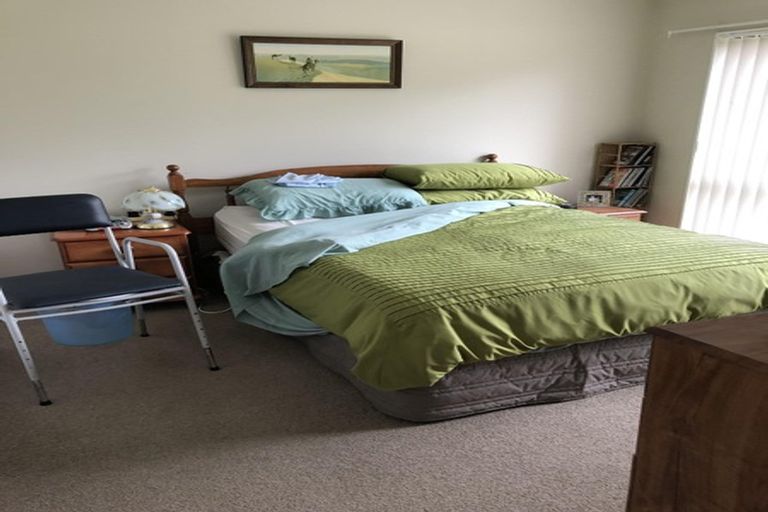 Photo of property in 1477 State Highway 16, Waimauku, 0883