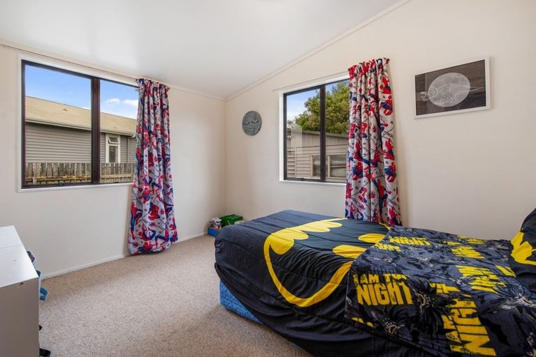 Photo of property in 9 Thebes Street, Pomare, Rotorua, 3015