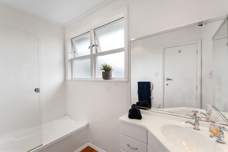 Photo of property in 33 Clyma Street, Elderslea, Upper Hutt, 5018