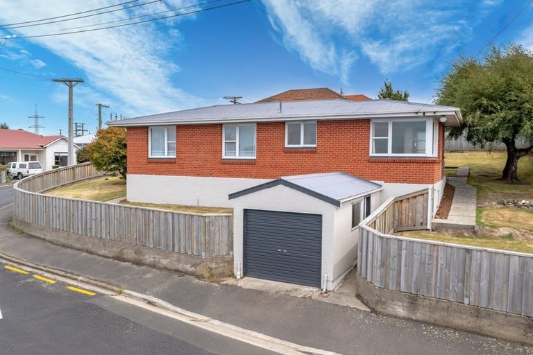 Photo of property in 27 Forbes Street, Balaclava, Dunedin, 9011