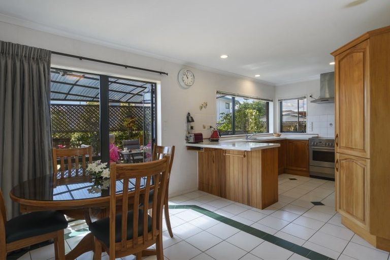 Photo of property in 16 Lindoch Avenue, Te Puna, Tauranga, 3174
