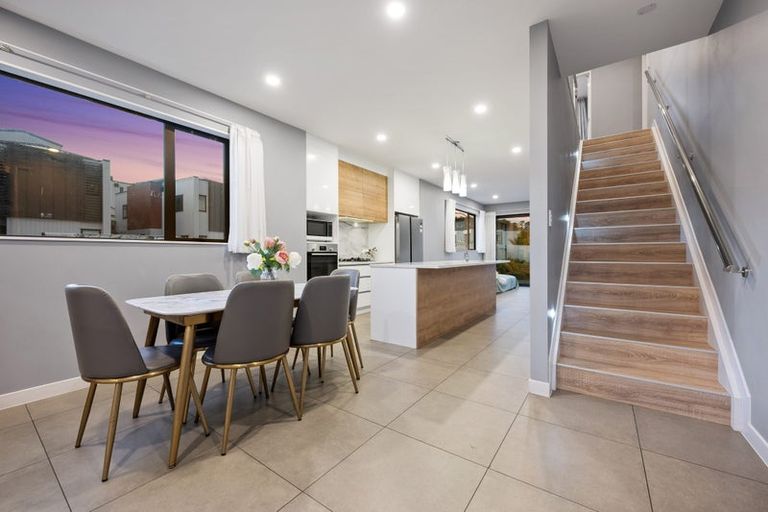 Photo of property in 2 Ketu Court, Albany Heights, Auckland, 0632