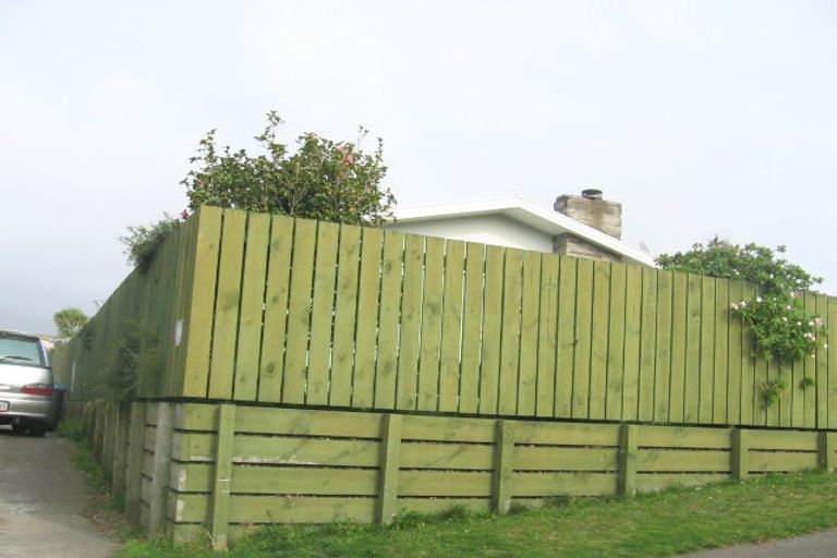 Photo of property in 413 Warspite Avenue, Ascot Park, Porirua, 5024