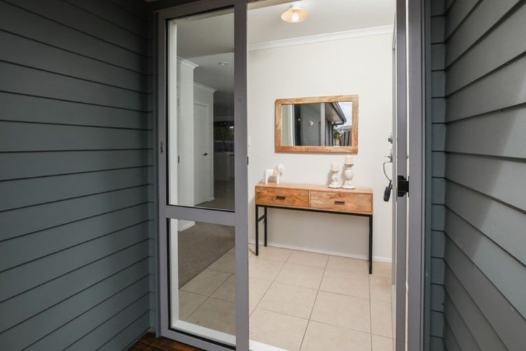 Photo of property in 8b Iris Place, Grandview Heights, Hamilton, 3200