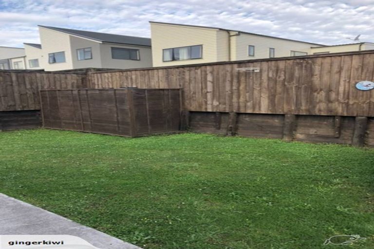 Photo of property in 1 Saltmarsh Road, Hobsonville, Auckland, 0616