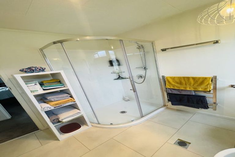 Photo of property in 6 Kekerenga Street, Strathmore Park, Wellington, 6022