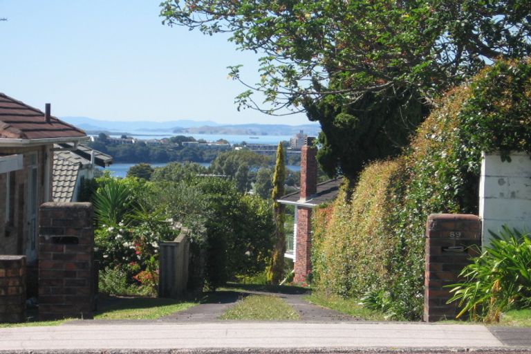 Photo of property in 89 Forrest Hill Road, Milford, Auckland, 0620