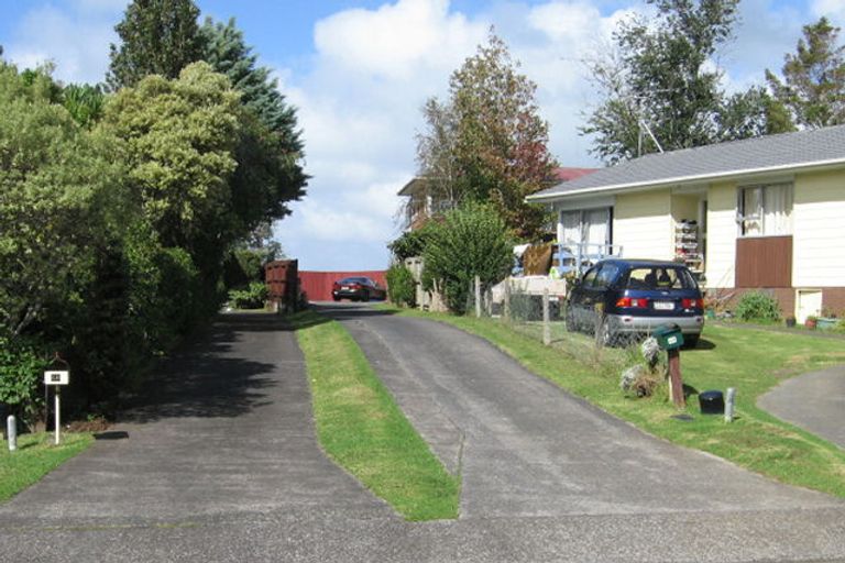 Photo of property in 46 Allington Road, Massey, Auckland, 0614