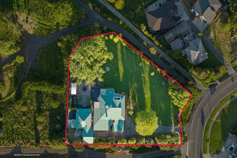 Photo of property in 102 Matua Road, Huapai, Kumeu, 0810