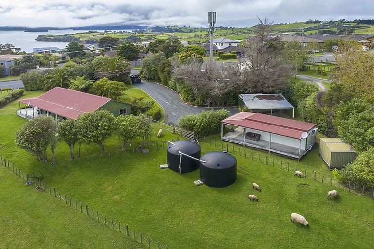 Photo of property in 570 Mahurangi East Road, Algies Bay, Warkworth, 0920