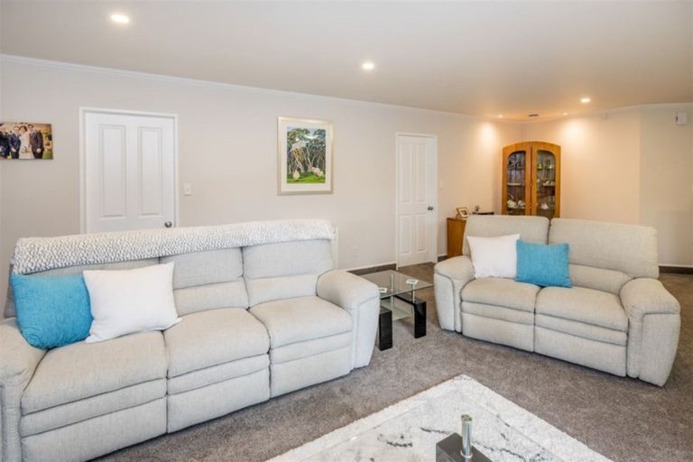 Photo of property in 9 Lynch Grove, Levin, 5510