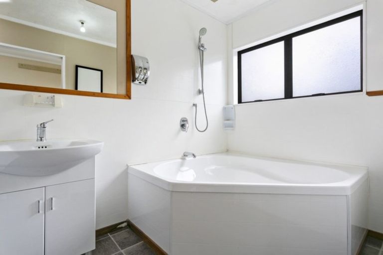 Photo of property in 75 Moore Street, Leamington, Cambridge, 3432