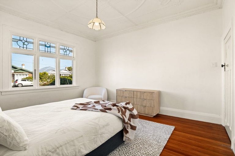 Photo of property in 268 Macandrew Road, Forbury, Dunedin, 9012