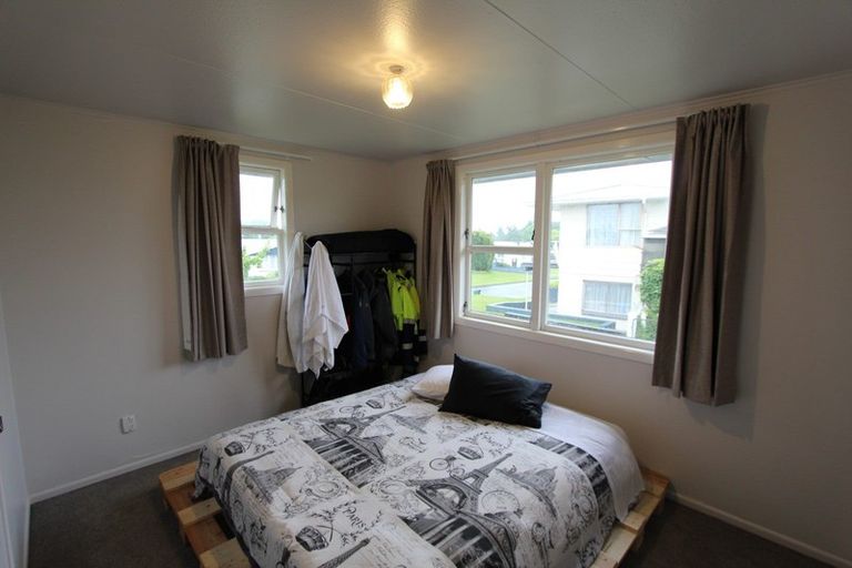 Photo of property in 6 Pukeko Place, Tokoroa, 3420