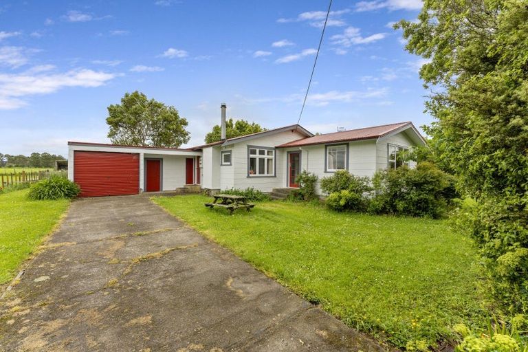 Photo of property in 602 Pukehoi Road, Eketahuna, 4995