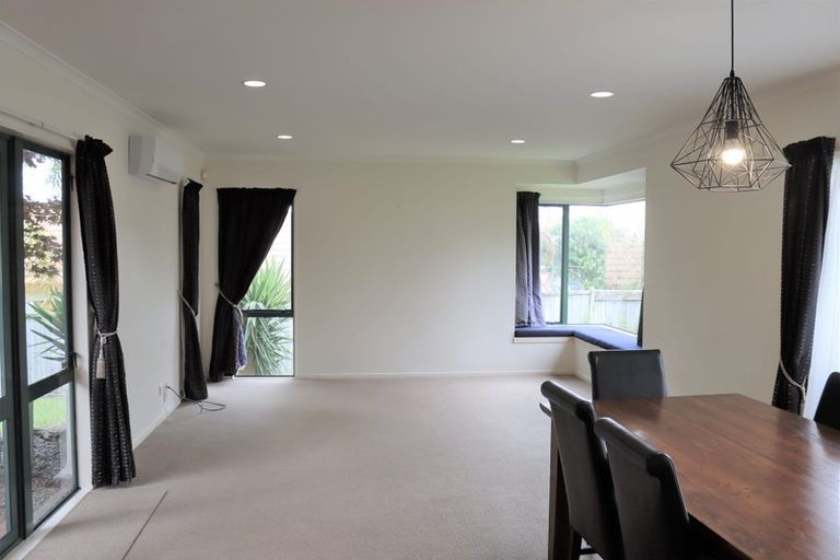 Photo of property in 4 Molyneux Place, Welcome Bay, Tauranga, 3112