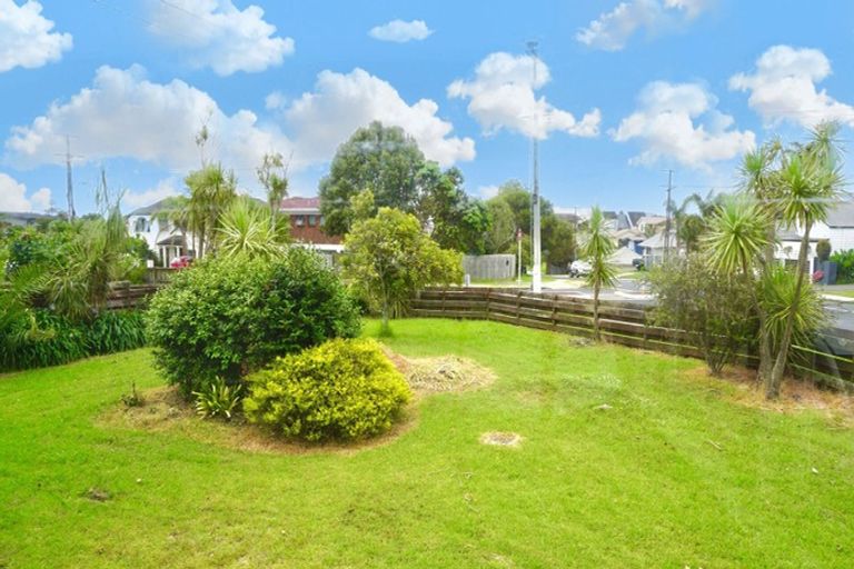 Photo of property in 97 Clovelly Road, Bucklands Beach, Auckland, 2012