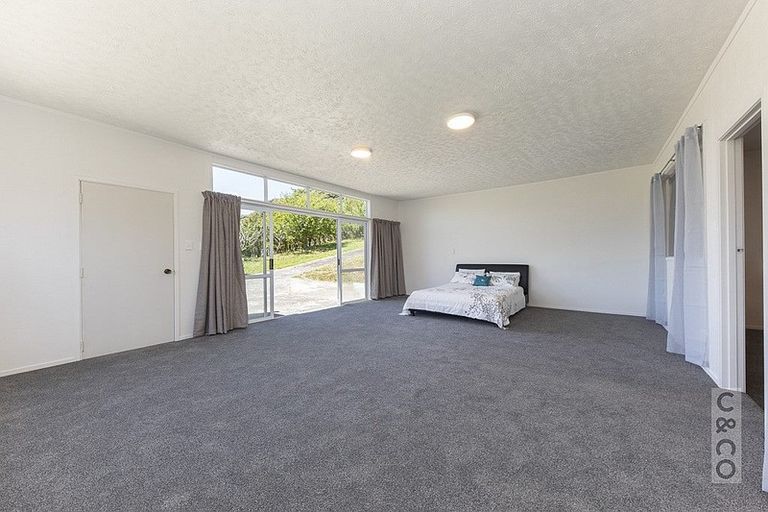 Photo of property in 306 Taiapa Road, Muriwai, 0881