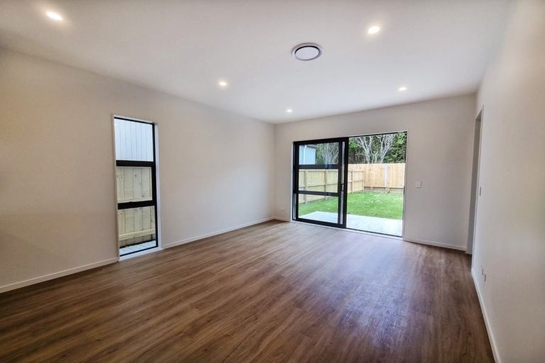 Photo of property in 6 Coast Garden Drive, Hobsonville, Auckland, 0616