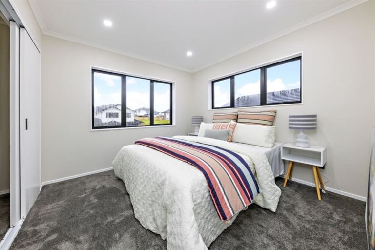 Photo of property in 7 Te Aramanu Crescent, Papakura, 2110