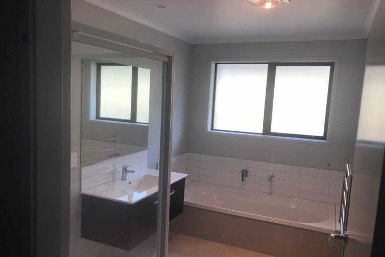 Photo of property in 9 Winspear Place, Omokoroa, 3114