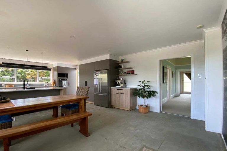 Photo of property in 22 Takiroa Street, Urenui, 4375