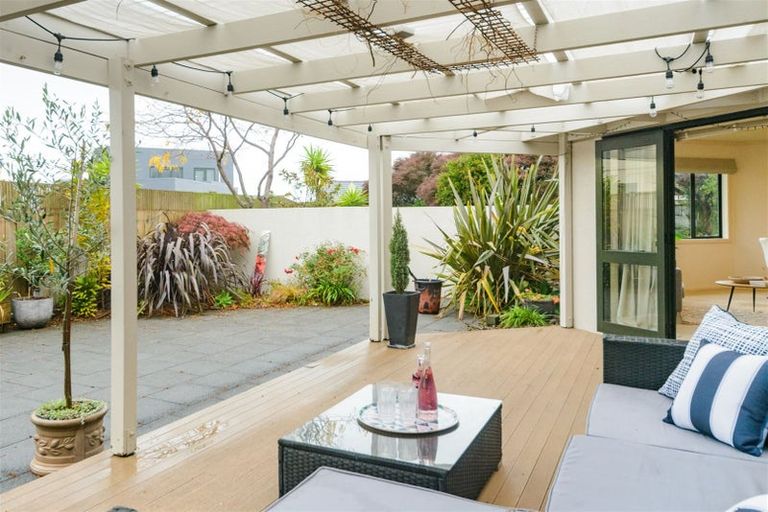 Photo of property in 3 Virginia Grove, Milson, Palmerston North, 4414