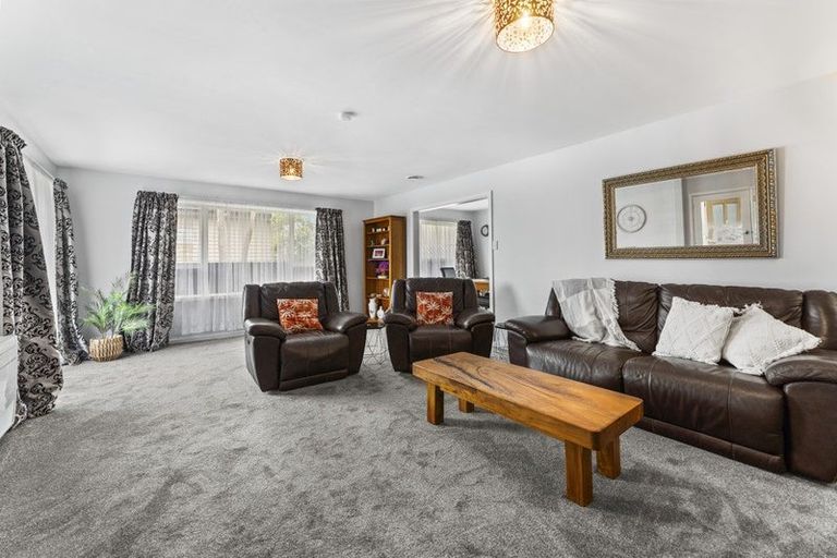 Photo of property in 6 Bentley Street, Russley, Christchurch, 8042