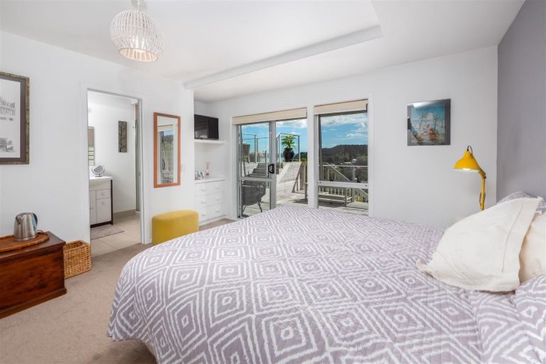 Photo of property in 3 Oneroa Road, Russell, 0202