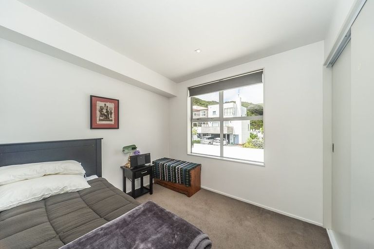 Photo of property in 74 Saddleback Grove, Karori, Wellington, 6012