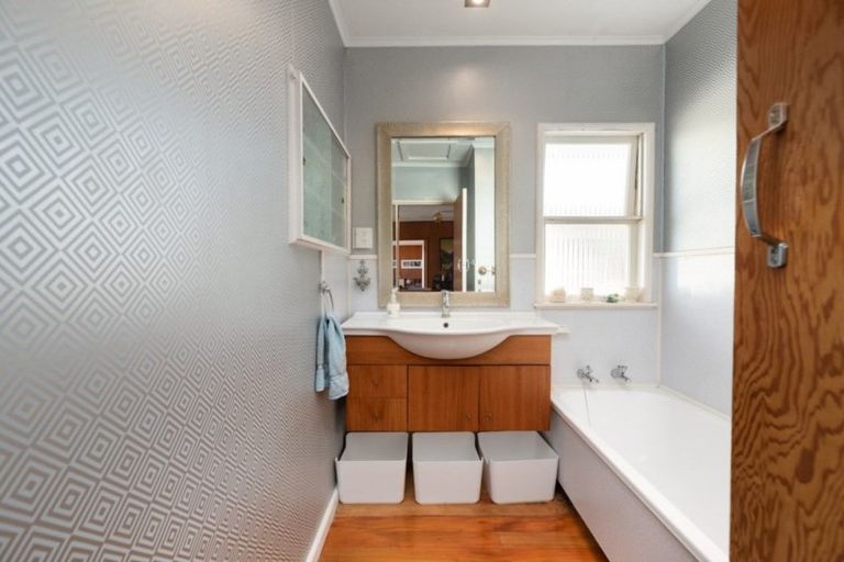 Photo of property in 40 Rita Street, Mount Maunganui, 3116