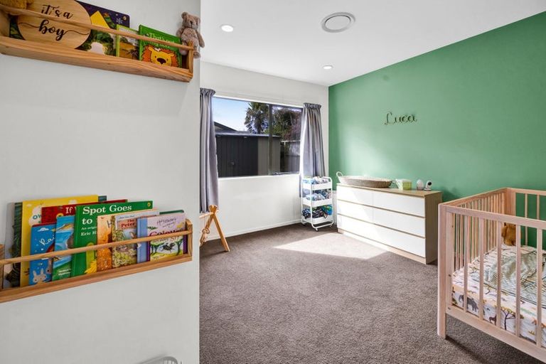 Photo of property in 3 Beech Place, Hawera, 4610