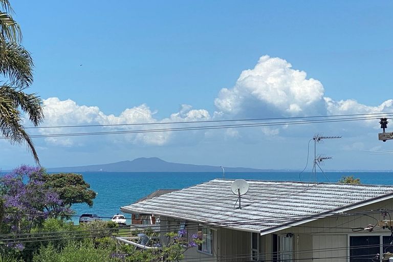 Photo of property in 35 Mckenzie Avenue, Arkles Bay, Whangaparaoa, 0932