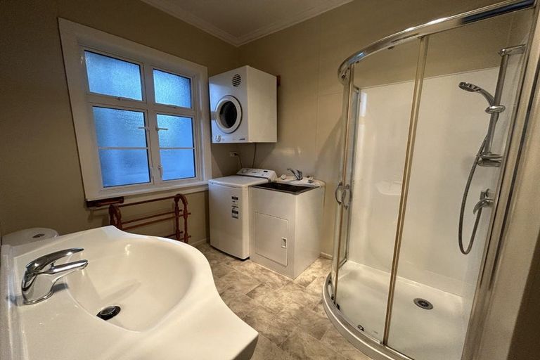 Photo of property in 107 Heretaunga Street, Palmerston North, 4414