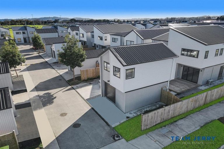 Photo of property in 51 Kairakau Street, Papakura, 2110