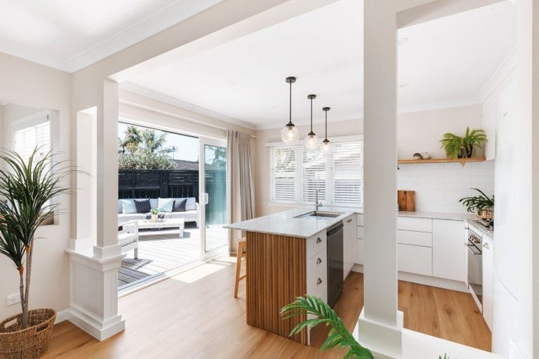 Photo of property in 107a Oceanview Road, Mount Maunganui, 3116