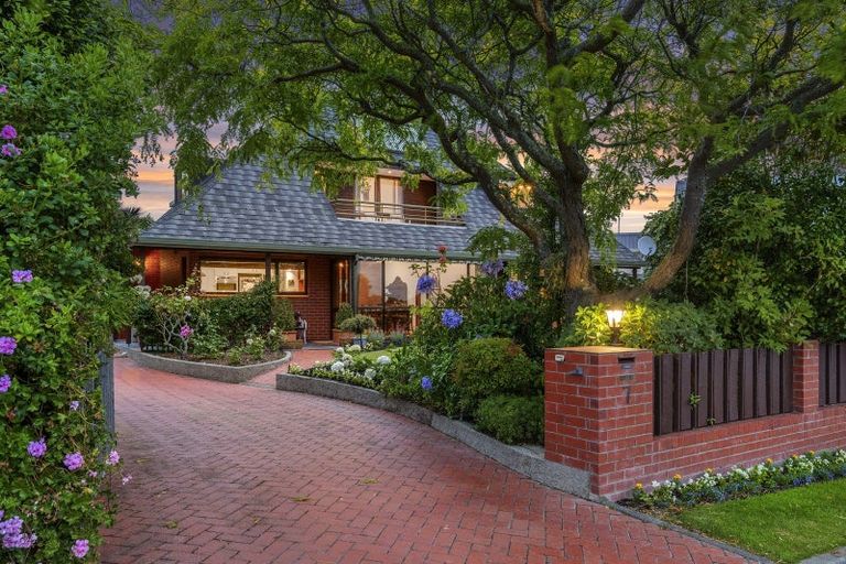 Photo of property in 7 Kiteroa Place, Cashmere, Christchurch, 8022