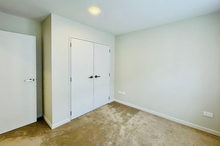 Photo of property in 36 Golden Morning Drive, Albany Heights, Auckland, 0632