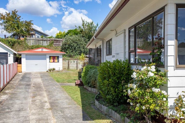 Photo of property in 207 Grandview Road, Nawton, Hamilton, 3200