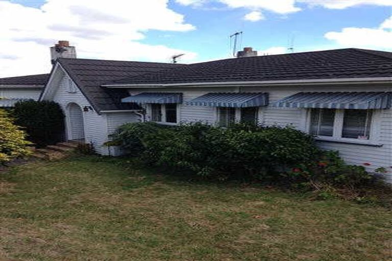 Photo of property in 1 Lake Domain Drive, Frankton, Hamilton, 3204