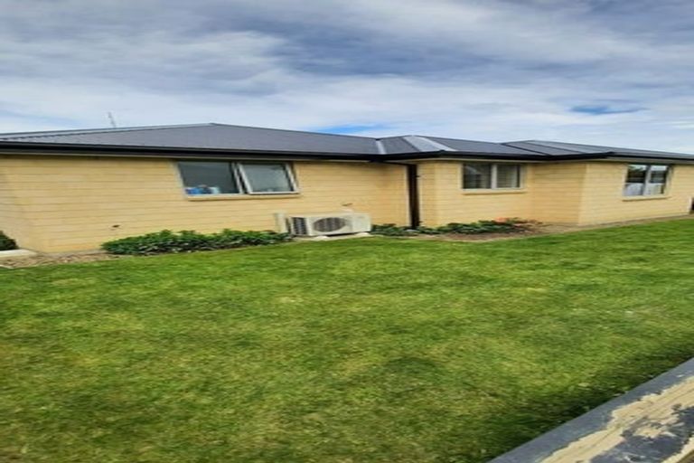 Photo of property in 79 Richmond Avenue, Halswell, Christchurch, 8025