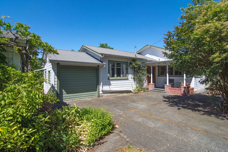 Photo of property in 6 Queen Alexandra Street, Lansdowne, Masterton, 5810
