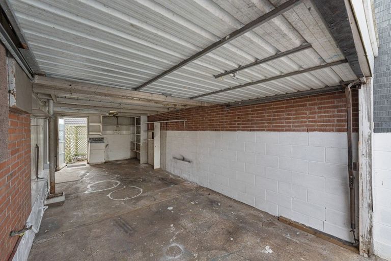 Photo of property in 5 Paynters Avenue, Strandon, New Plymouth, 4312