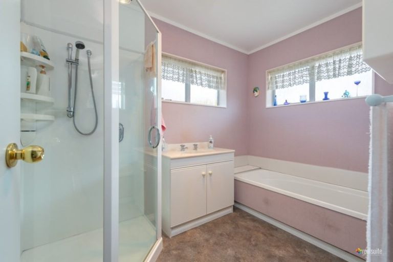 Photo of property in 51 Mchardie Street, Trentham, Upper Hutt, 5018