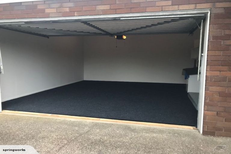 Photo of property in 24 Bowling Avenue, Epsom, Auckland, 1023