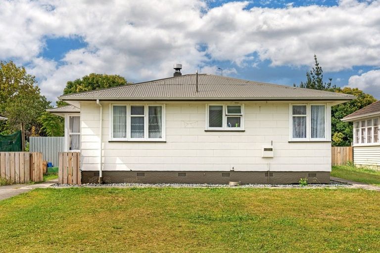 Photo of property in 27 Taruheru Crescent, Mangapapa, Gisborne, 4010