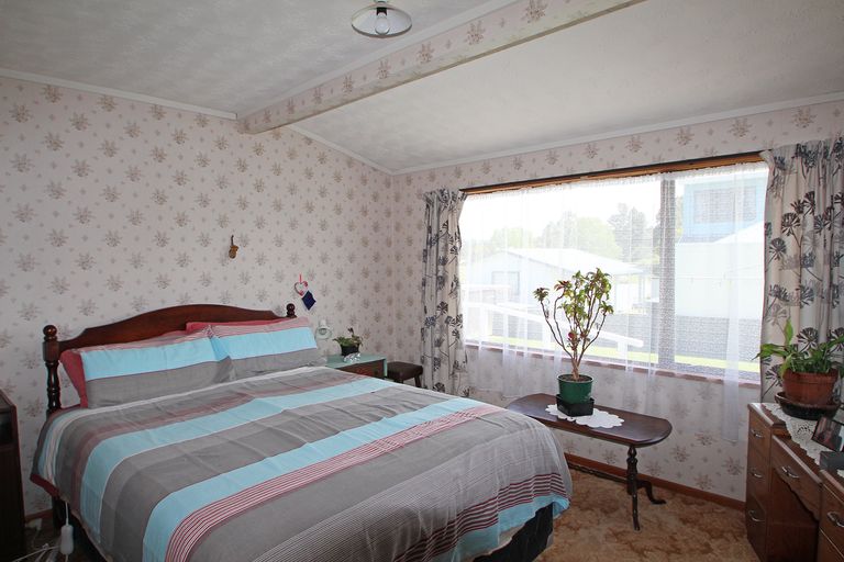 Photo of property in 1 Grove Avenue, Weston, Oamaru, 9401