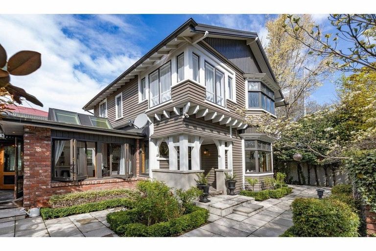 Photo of property in 6 Bishop Street, St Albans, Christchurch, 8014