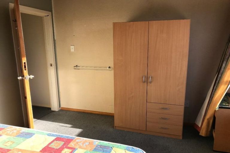 Photo of property in 76 Sawyers Arms Road, Northcote, Christchurch, 8052