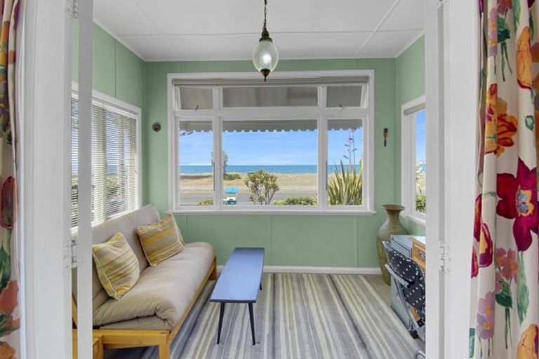 Photo of property in 36 The Esplanade, Westshore, Napier, 4110